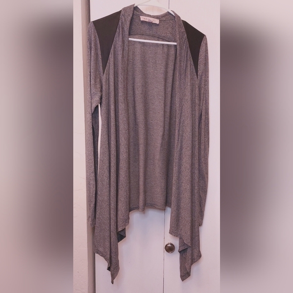 Philosophy Wrap Cardigan Gray Faux Leather Shoulder Patches Size Large Open Knit - Picture 11 of 11